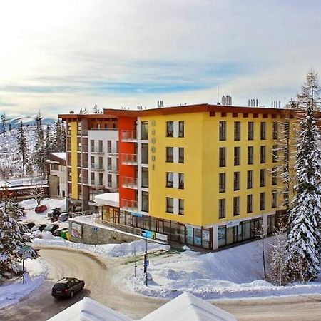 Apartment With Mountain View In Hotel Crocus, Štrbské Pleso Exteriér fotografie